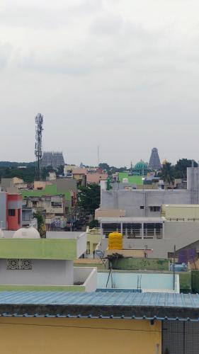 RHs