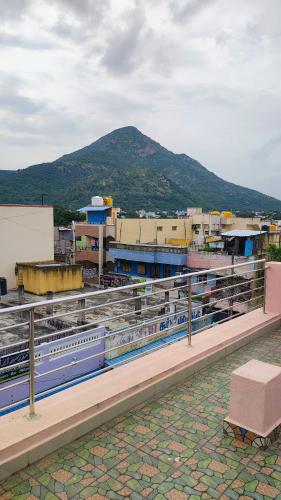 RHs - image 2