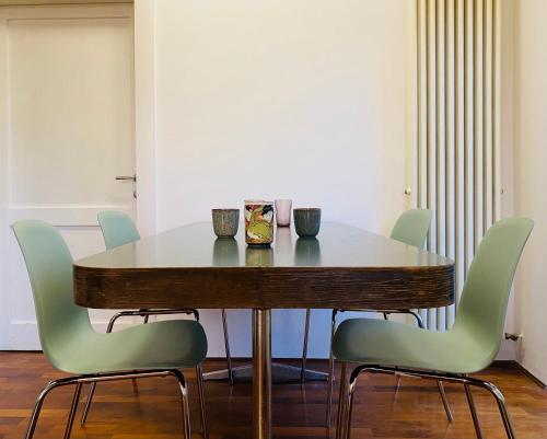 Silencio Apartment - 10 minutes walk to center - Free parking in บาซซาโน่ เดล กรัปปา