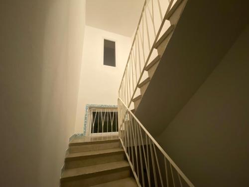 Silencio Apartment - 10 minutes walk to center - Free parking in บาซซาโน่ เดล กรัปปา