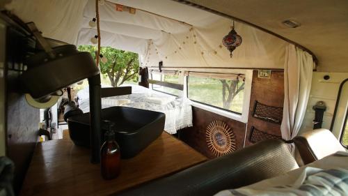 Ratlook bus Banya in Gehadira