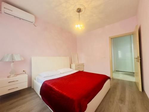 Tirana - GGpremiumstays ApartHotel - Double bedroom city center apartment - Airport shuttle - Private parking, Tirana (zdjęcie 4)