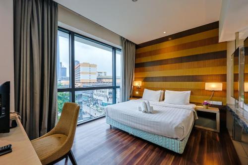 D'Majestic by Aspire Suites - image 10