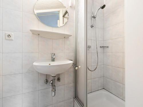 Apartment Uttendorf near Ski Slopes