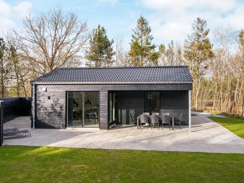 Luxury Lakeside Retreat-By Traum