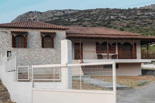 Villa Gaia in Pirgiotika (Argolis)