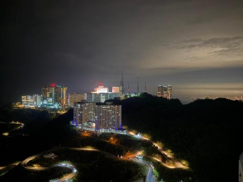 Peakview Penthouse at top hill Genting Highlands near Genting Resort, Bentong