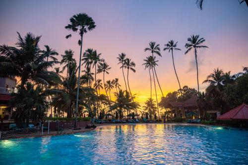 Royal Palms Beach Hotel