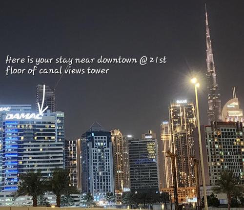 Damac Maison Canal Views Luxe Waterfront 2BR APT with Office -Sleeps 6 Guests, Dubaï (photo 3)