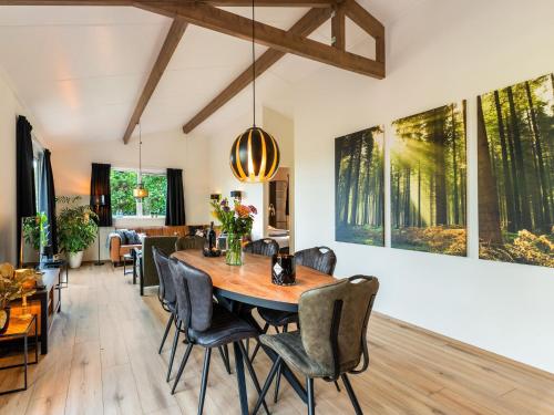 Зручності, Holiday Home in Hellendoorn near Forest in Хелендорн