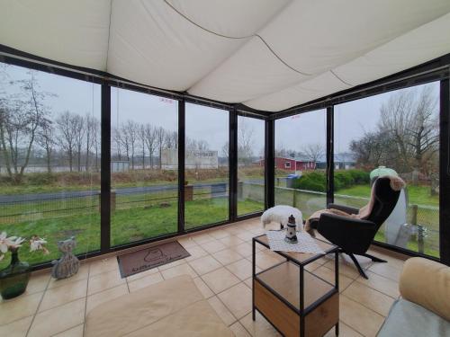 Ferienhaus am Nordostseekanal in Offenbüttel, Deutschland