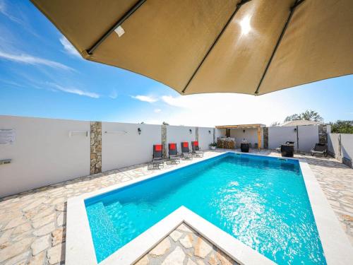 Villa in Poličnik with Pool near Zadar, Poličnik (foto 9)