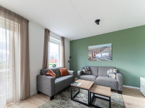 Holiday Home near Scherpenisse Beach in Verspreide huizen Scherpenisse