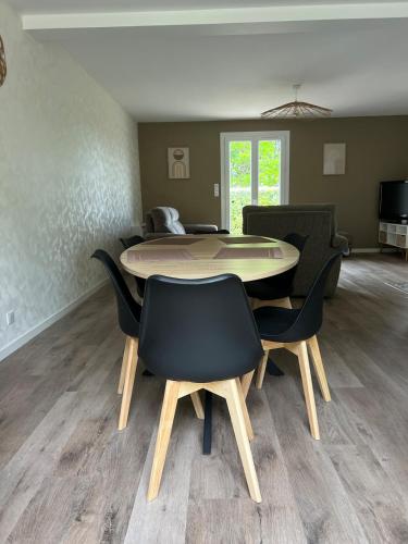 Maison La Foncaussade in Mescoules