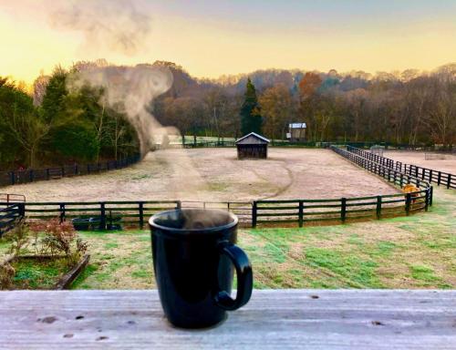 Full Circle Farm Inn in Franklin, USA