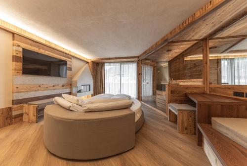 Hotel Mirabello - Slow Hotel Benessere Room Type - Suite with Sauna