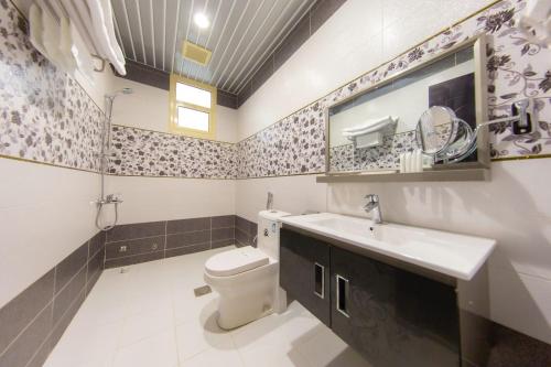 Bathroom, Golden dallah جولدن دلة in Al Bishr