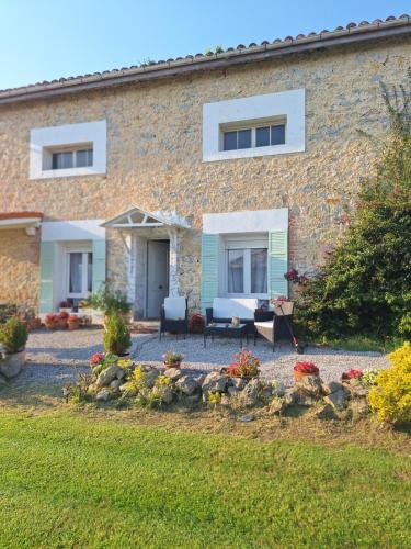 La buganvilla en Udias alojamiento in 烏迪亞斯