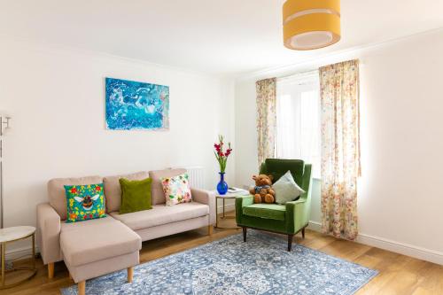 Peaceful 2BR Retreat w Garden Near Oxford in Newland