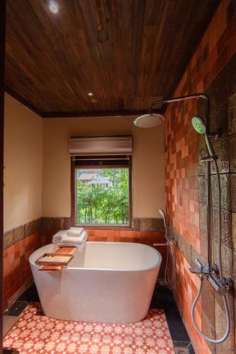 Aman Retreat Ninh Binh - 샤워실