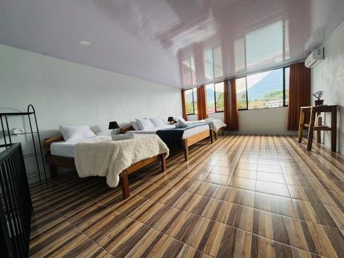 SUA Luxury Arenal Volcano View Apartments, Fortuna (photo 6)