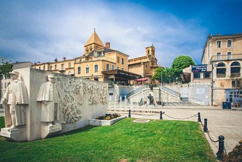 Közeli látványosságok, Le Logamaïk (Le Logamaik) in Sauveterre-De-Comminges