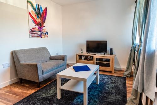 2 Bedroom Apartment Denton, suitable for professionals needing a peaceful work environment, Manchester (fotografie 4)