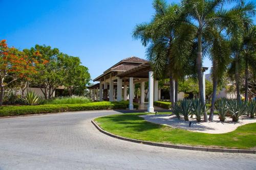 The Luxury Condo at Reserva Conchal, Great Beach in Playa Conchal