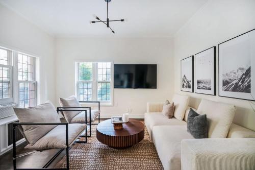 Fifth-2A I Brand New 2BR Heart of Greenwich village, New York (Foto 3)
