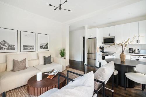 Fifth-2A I Brand New 2BR Heart of Greenwich village, New York (Foto 5)
