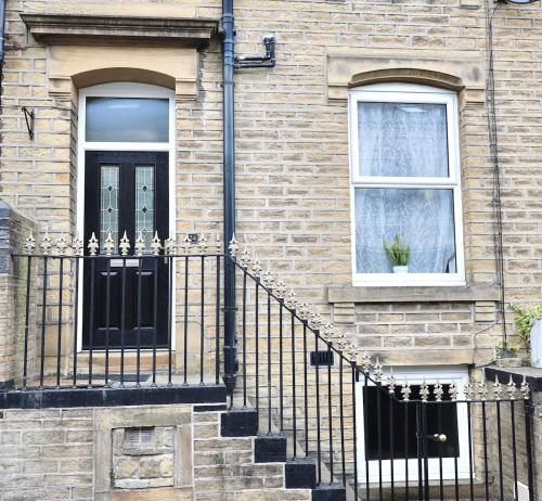 Cosy 3 Bed Home, Holywell Green gîte à louer Greetland