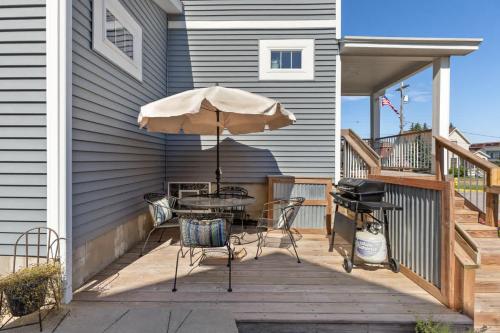 Clinton Ave Retreat - image 6