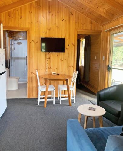 Facilities, Maydena Mountain Cabins in Maydena
