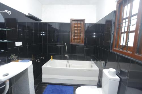 Instalaciones, Heaven villa in Marawila