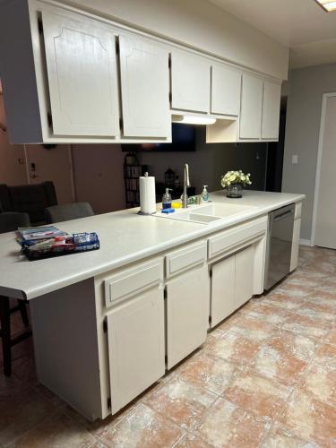 Rare four Bedroom MeadviewVacation Home - Grand Canyon West-Skywalk in เมดวิว(แอริโซนา)