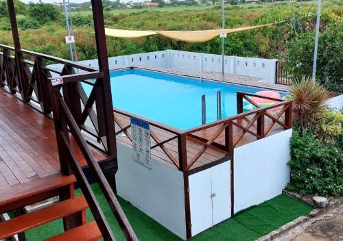 泳池, Sunrise & Sunset Resort Nickerie in 尼烏尼科里