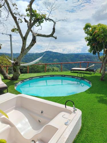 Glamping Orosierra in Chinchina
