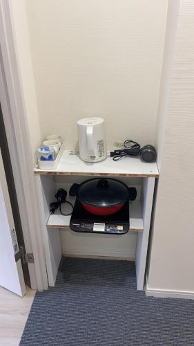 nitta201 paradise homestay, 4 minutes to the nearest station, direct access to Narita and Haneda airports