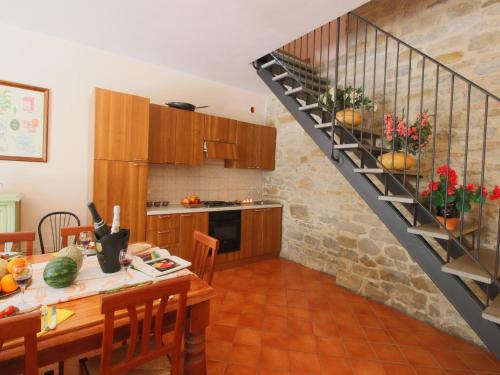 Konyha, Mansion in Apecchio near Lake and Pool in Apecchio