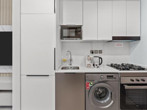 Cozy Furnished Studio near metro, Dubaj (fotografie 6)