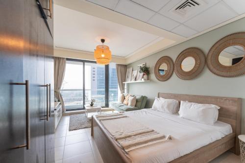 HAVN - Studio Apartment in Goldcrest Views, JLT, Dubai (photo 2)