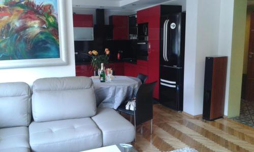 Apartment with Terrace Mestwina 7 Street image 3