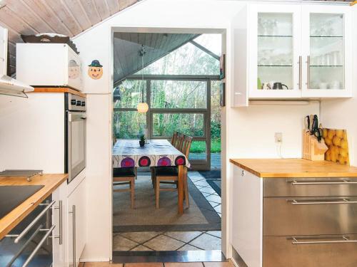 บริการและสิ่งอำนวยความสะดวก, 4 person holiday home in Hemmet in เฮมเมท