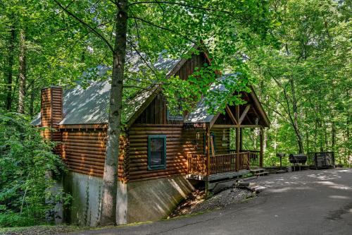 Forest Fling Cabin, McCookville