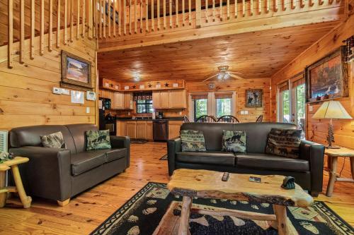 Secluded Memories Cabin - image 6