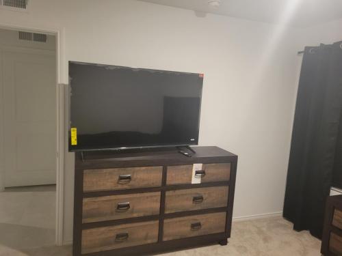 Brand New Home and Furniture in Balch Springs (TX)