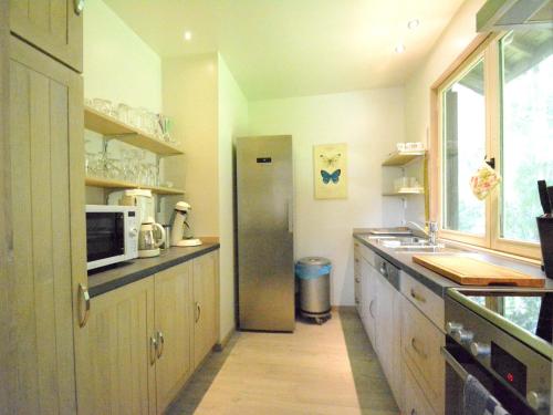 Chalet in Bièvre for 9 Person, Bièvre (photo 3)