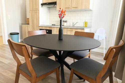 Arina & Julien Peronne Centre in 皮隆尼