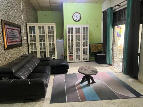 Deenunis Homestay - image 4
