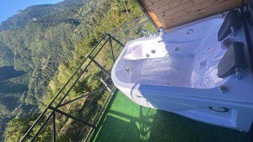 Paradise Keda in Shuakhevi